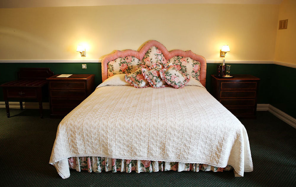 Reddans Of Bettystown Luxury Bed & Breakfast, Restaurant And Bar Екстериор снимка